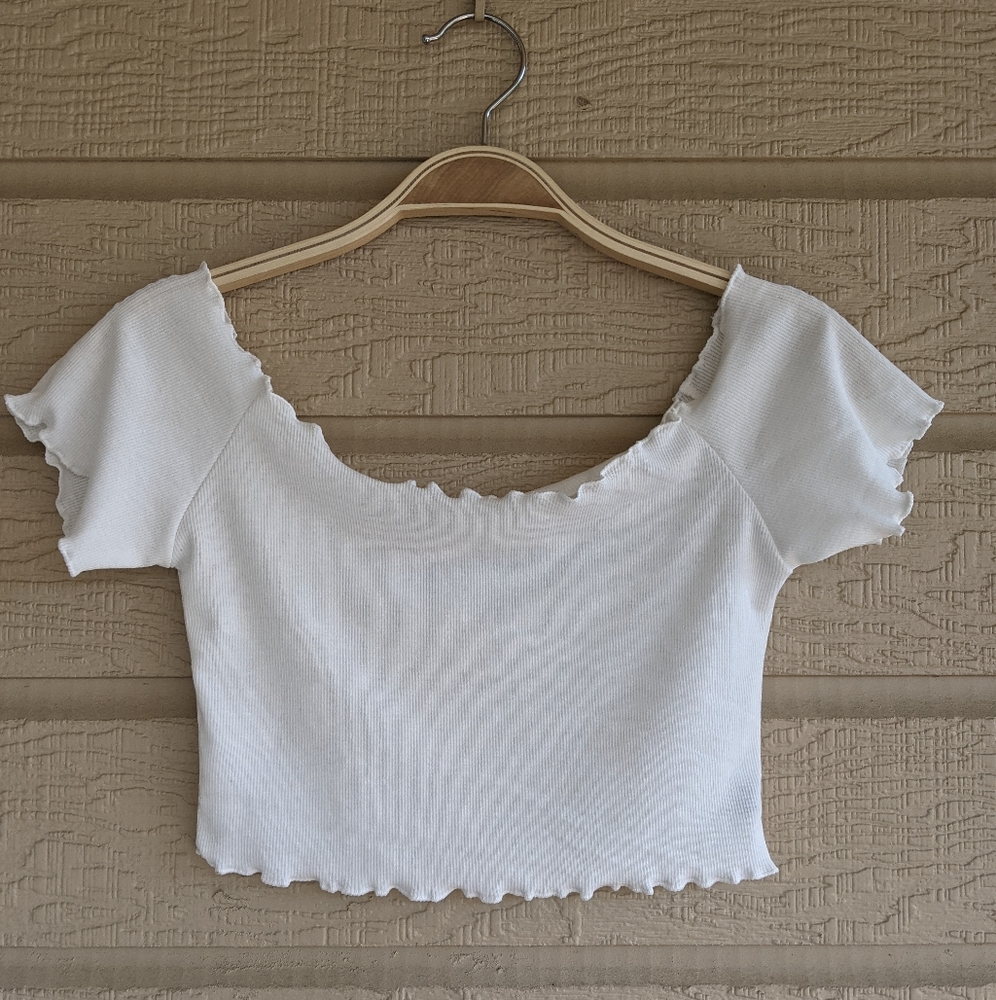 White Crop Top ☀️$18 for 3